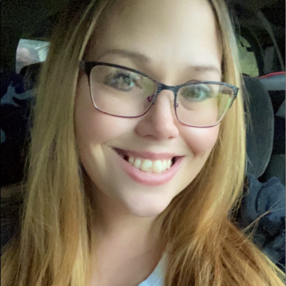 Meet your Posher, Alycia